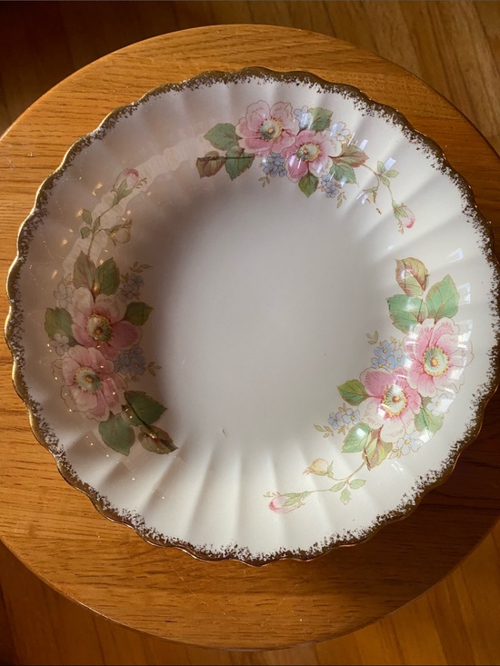 Limoges Other - 1940’s Limoges-American China Rose Scalloped Transfer Ware 8” bowls set of 2